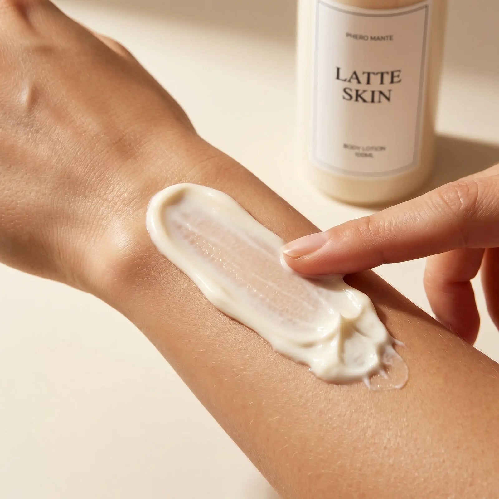 Latte Skin — лосион с бадемово масло и пшеничен зародиш
